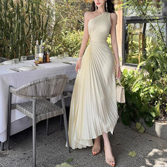 The Odette Maxi